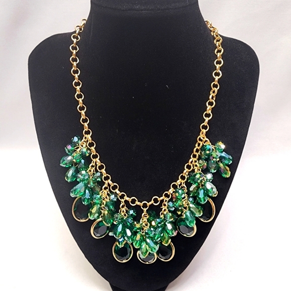 Green and Golden Statement Necklace - Picture 1 of 9